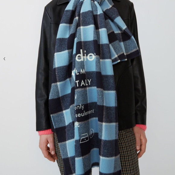 Acne Blanket Scarf - Picture 4 of 4